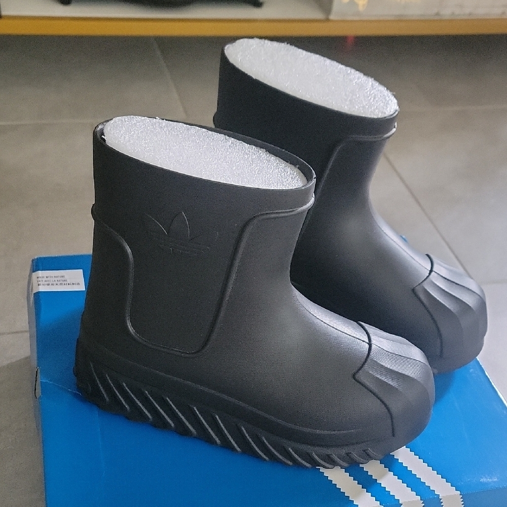 Adidas Adifoam Superstar Black Waterproof Boots - Picture 4 of 12